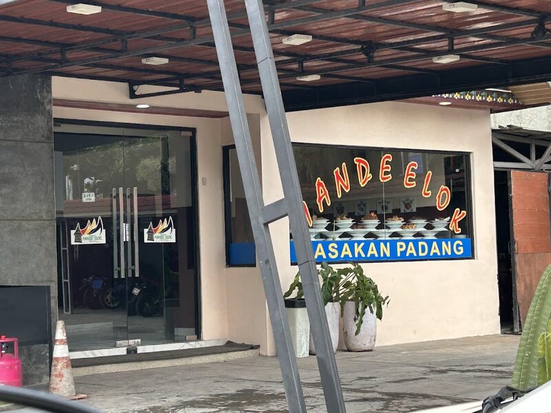 Bangunan Restoran Mande Elok